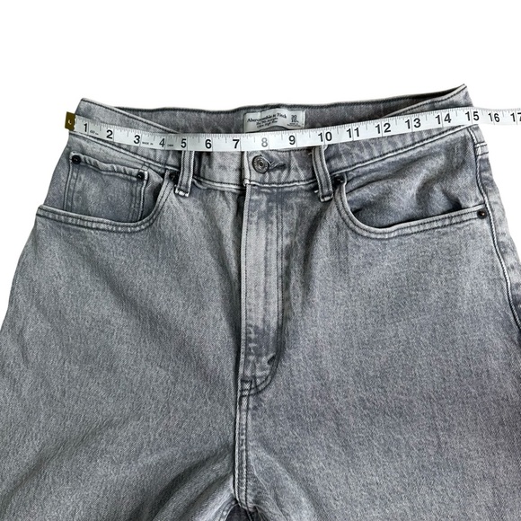 Abercrombie & Fitch Women’s 90’s Straight Ultra High Rise Jeans. Size 10 XLONG - Picture 6 of 10